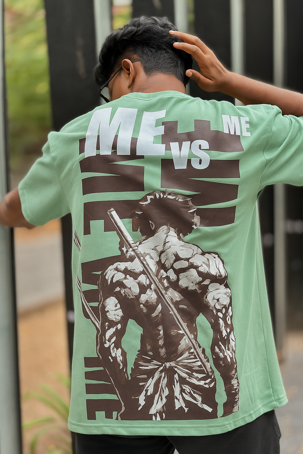Focus Oversized T-Shirt – Me vs Me Motivational Graphic Tee
