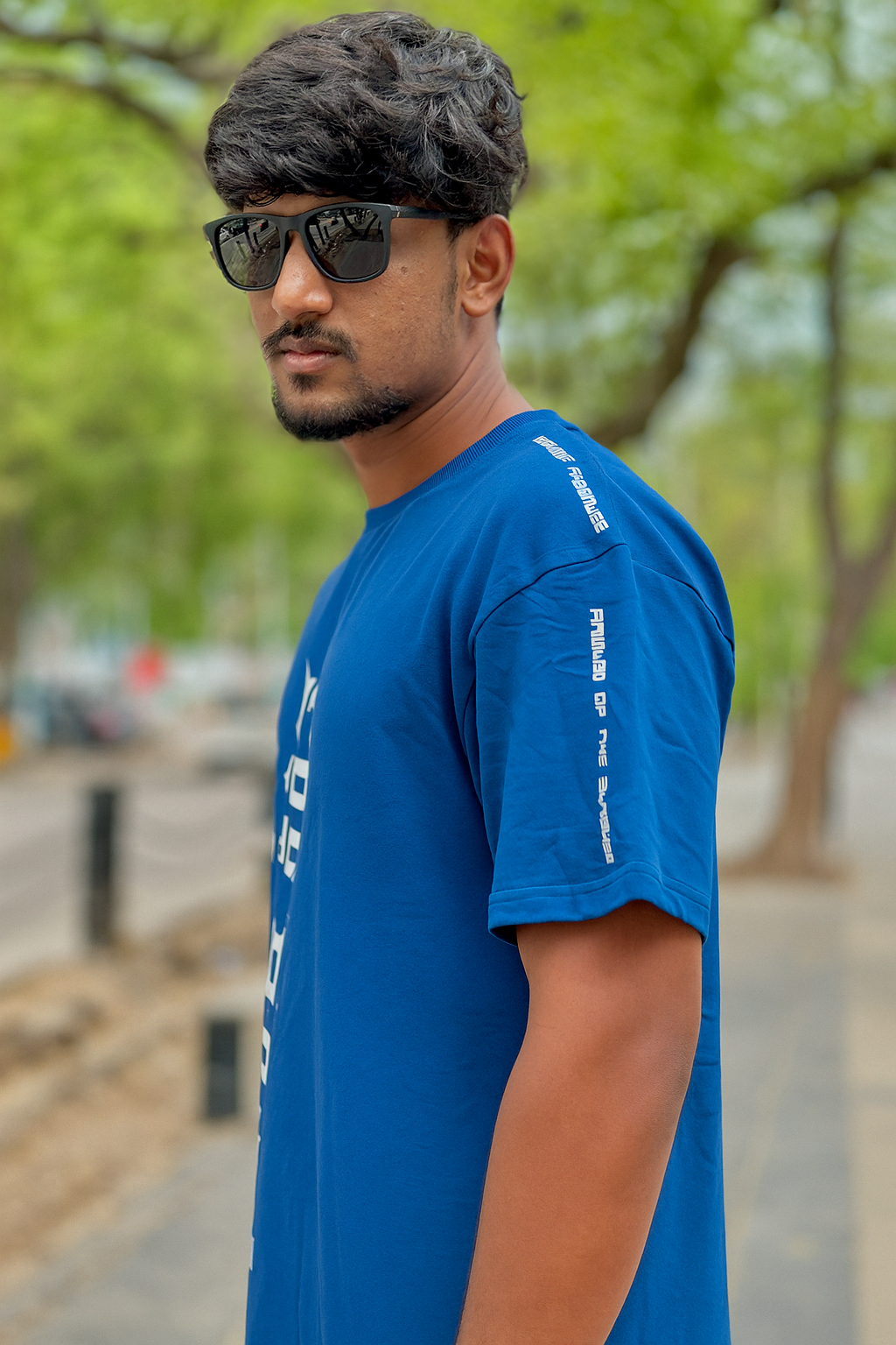 Los Angeles Oversized T-Shirt – Blue Streetwear Graphic Tee